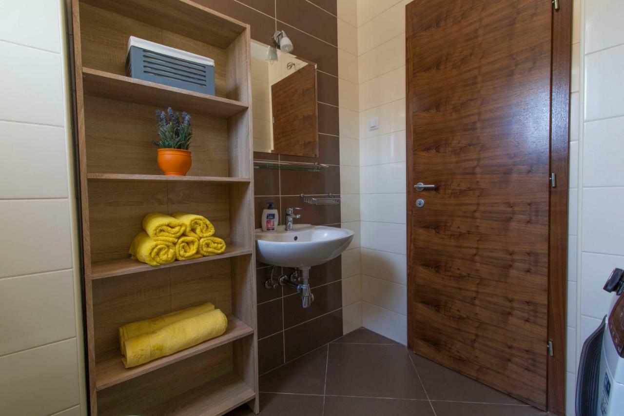 Apartman S Bazenom U Centru Appartement *