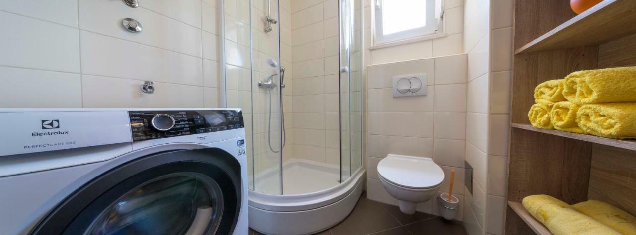 Apartman S Bazenom U Centru